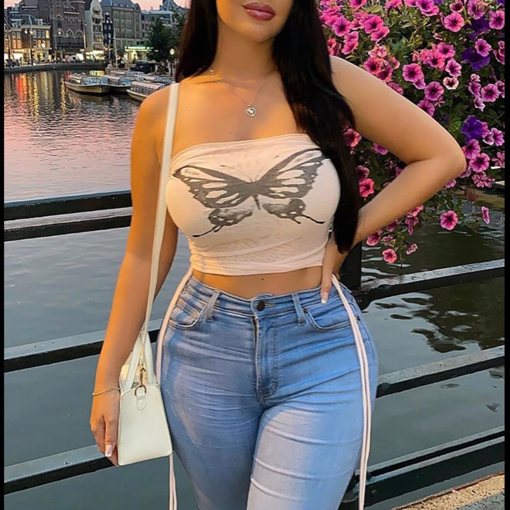 Fashion Nova Precious Fit jeans
